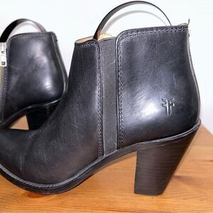 FRYE Mustang Gore Heeled Ankle Booties in black